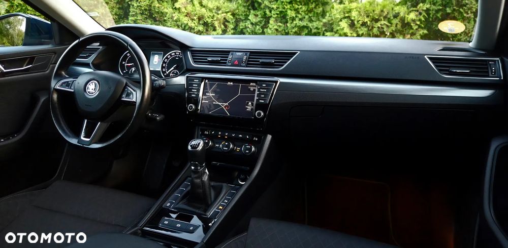 Skoda Superb 1.6 TDI GreenLine - 10