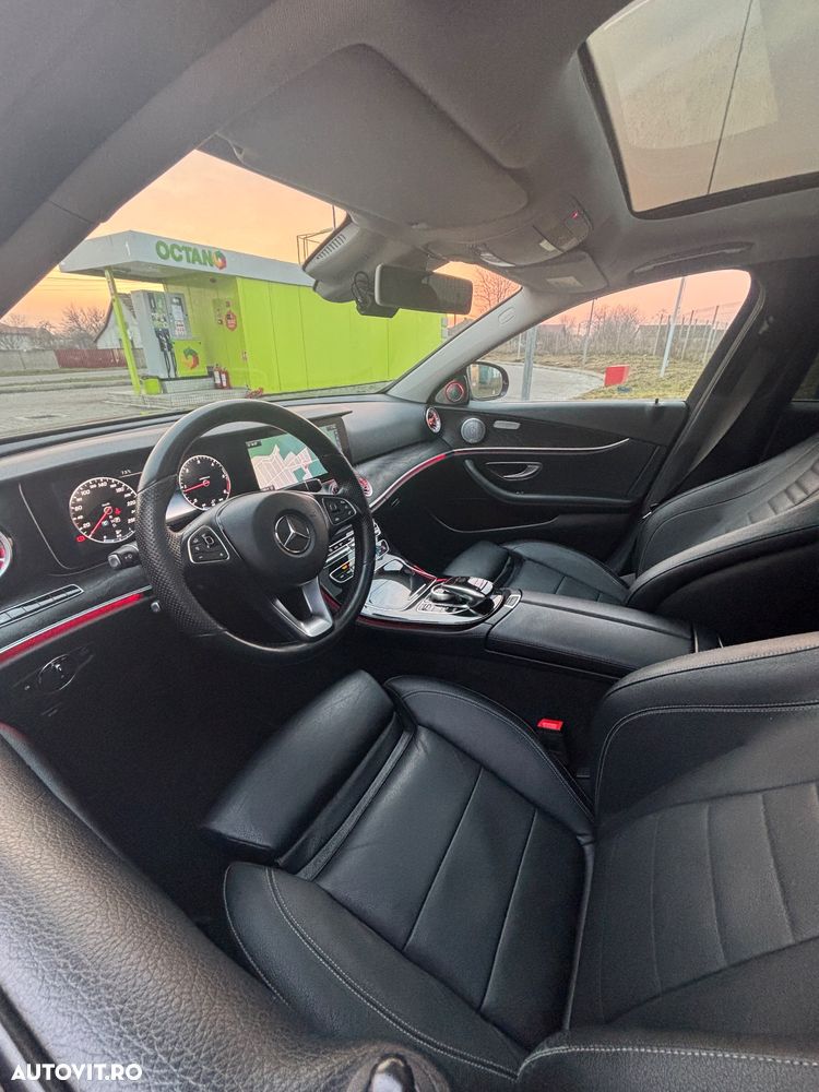 Mercedes-Benz E 220 d 4MATIC Aut. - 13