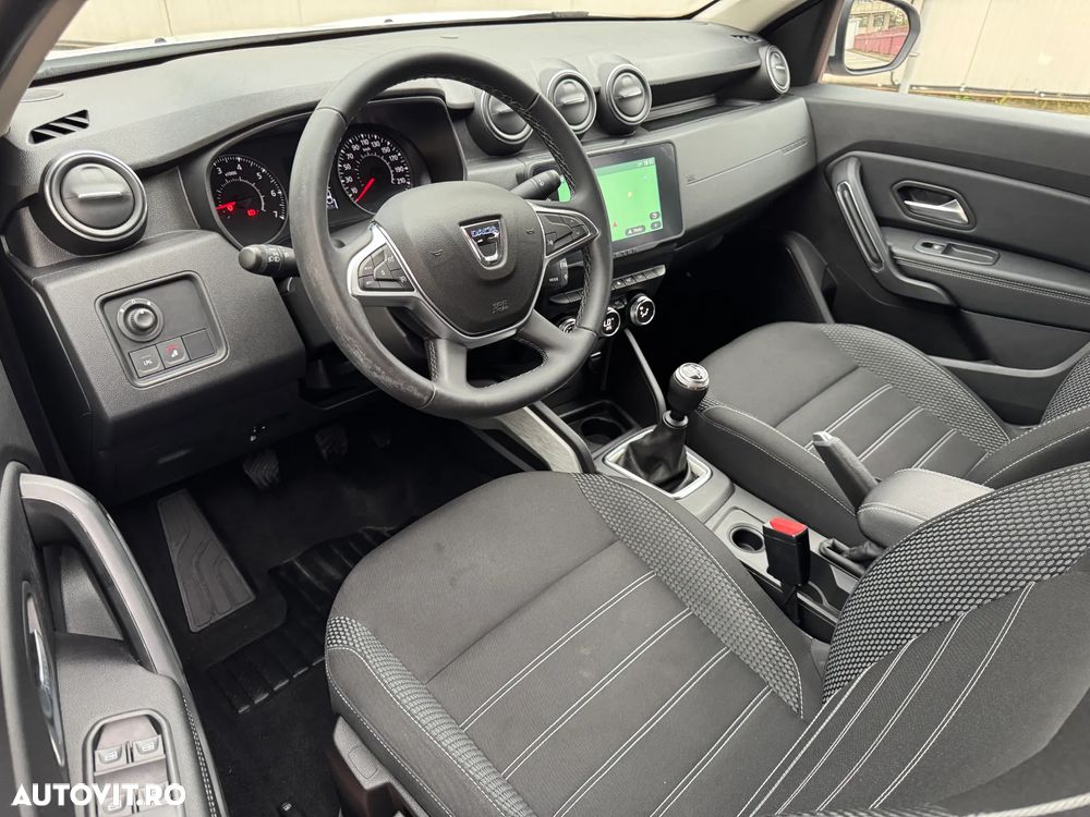 Dacia Duster ECO-G 100 Prestige Plus - 11