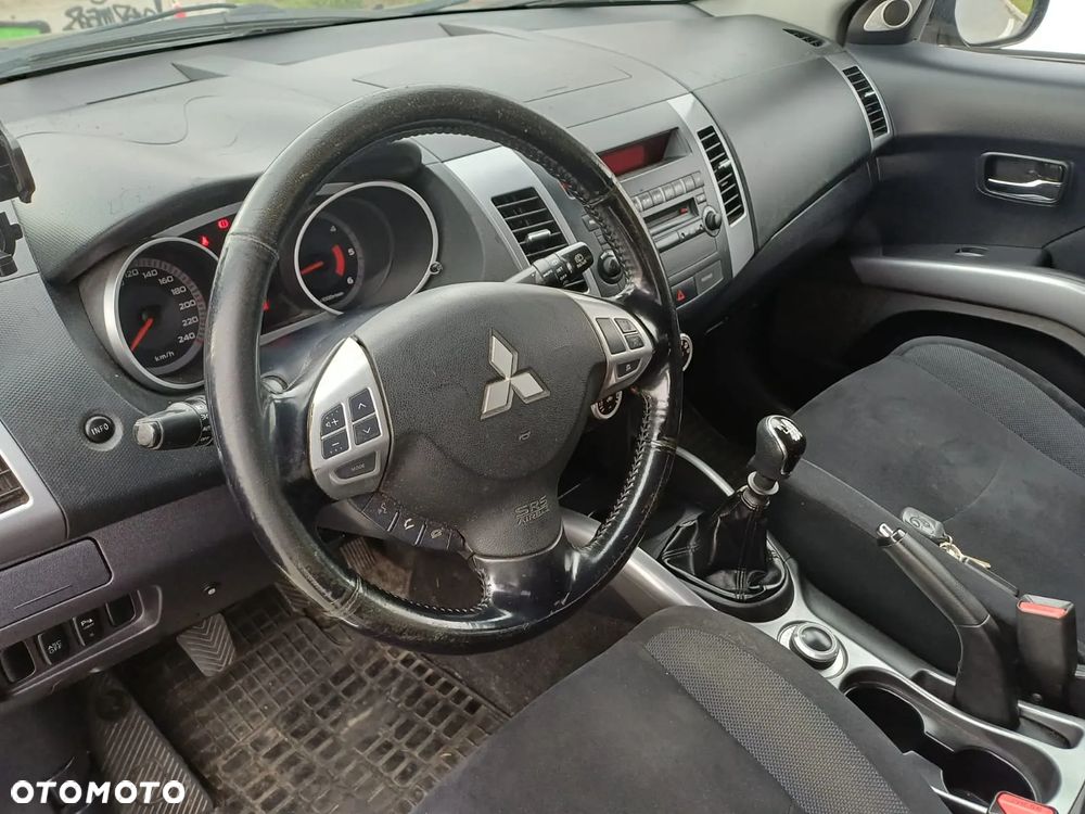 Mitsubishi Outlander 2.0 DID Invite - 15
