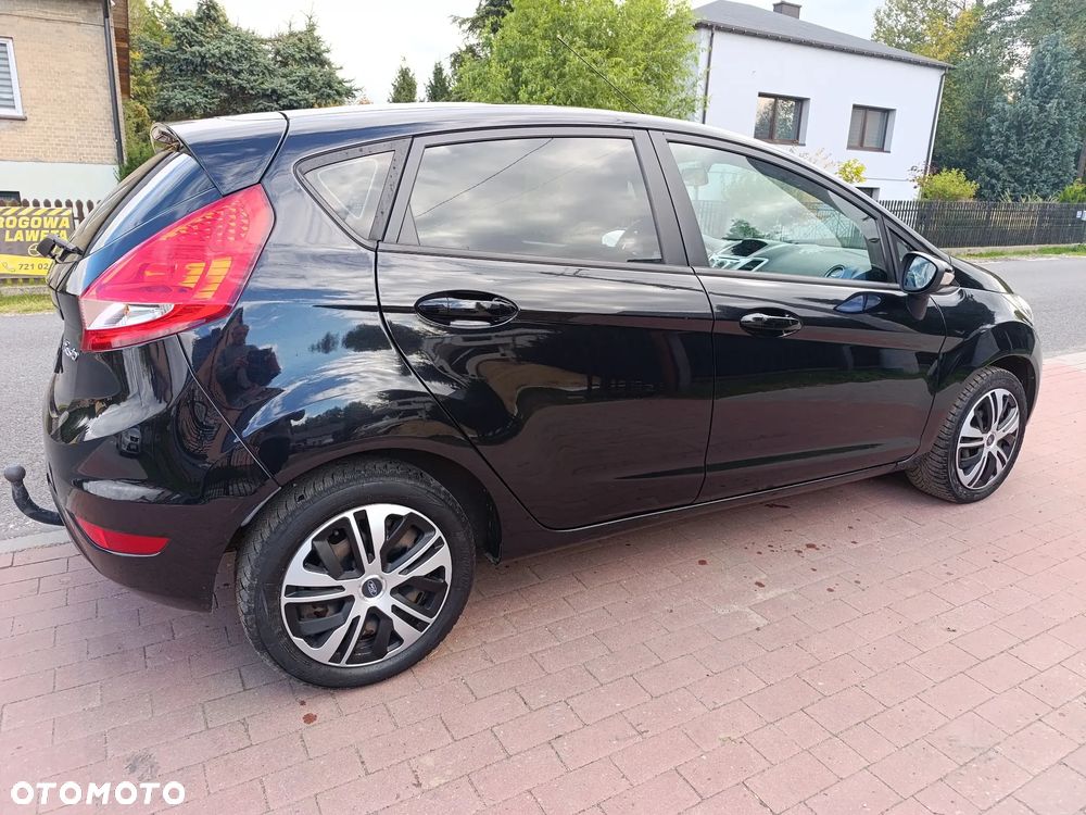 Ford Fiesta - 20