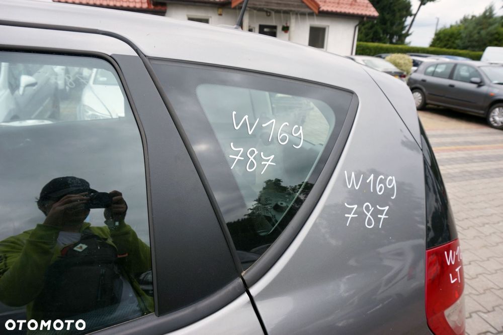 SZYBA KAROSERYJNA TYLNA LEWA BOCZNA A-KLASA W169 LIFT 5D HB A1696700312 MERCEDES 2008-2012 - 1