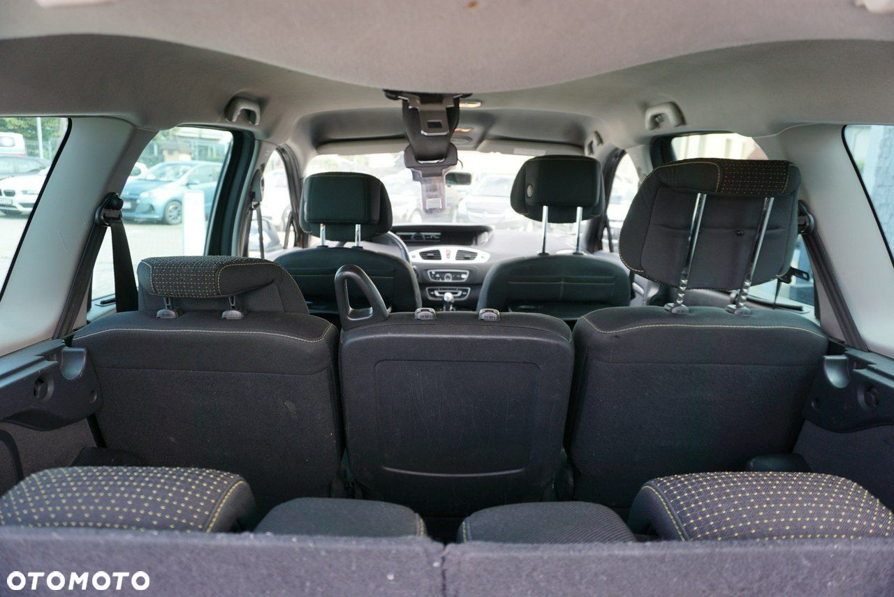 Renault Grand Scenic - 11