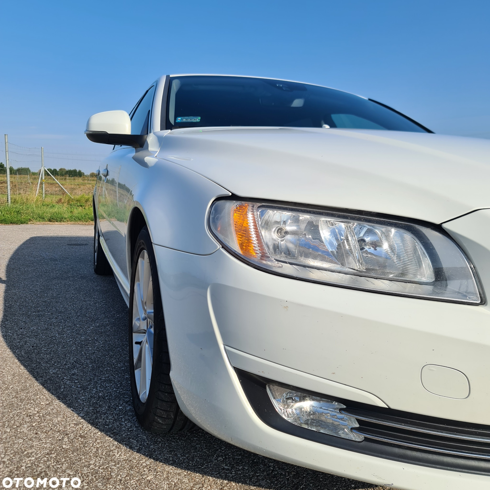 Volvo V70 D2 Momentum - 16