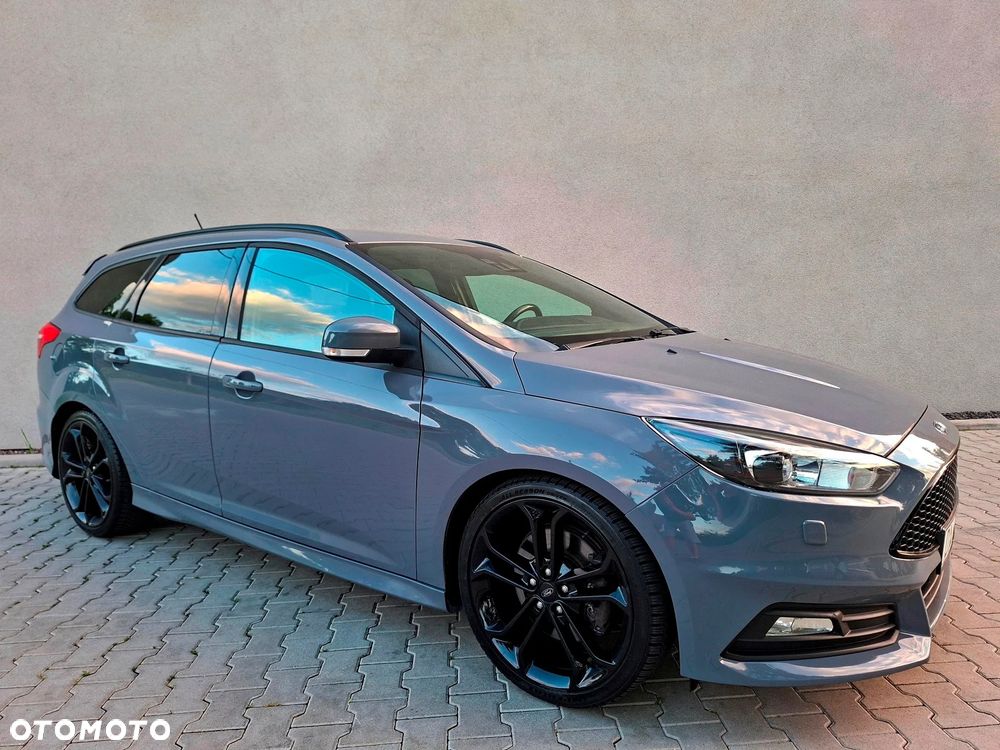 Ford Focus 2.0 TDCi ST PowerShift - 10