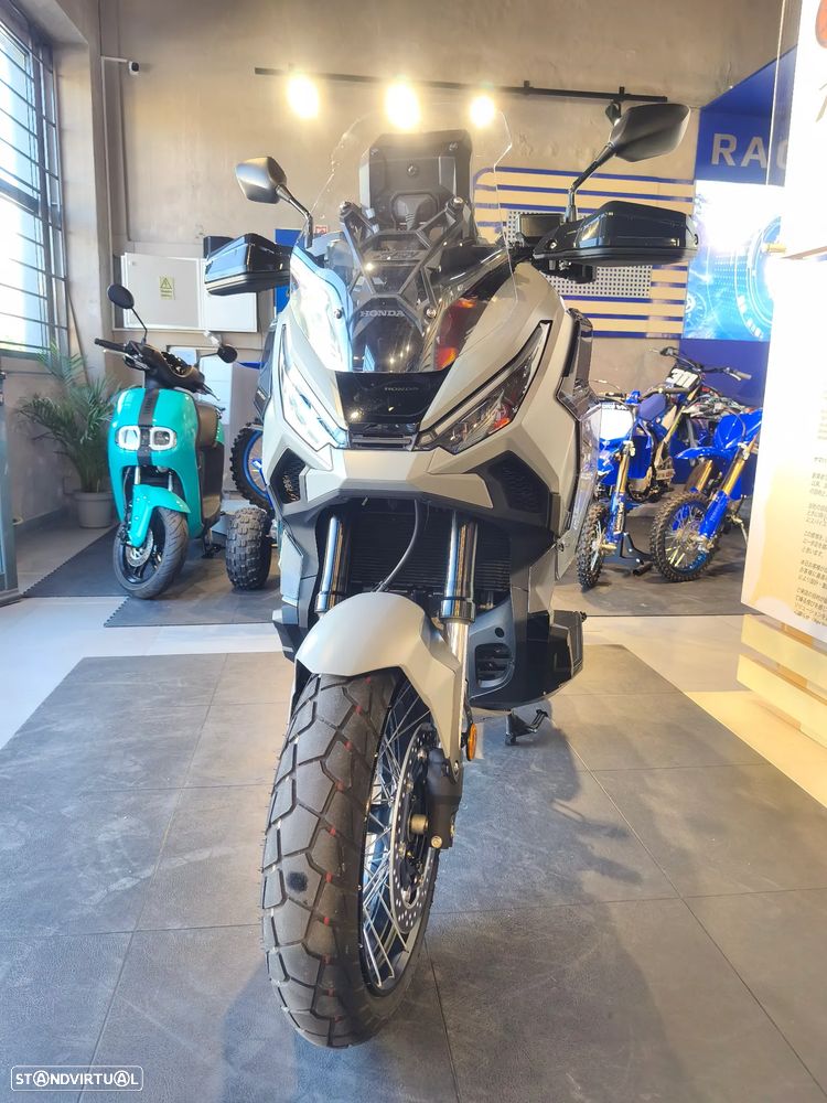 Honda X-ADV 750 - 2