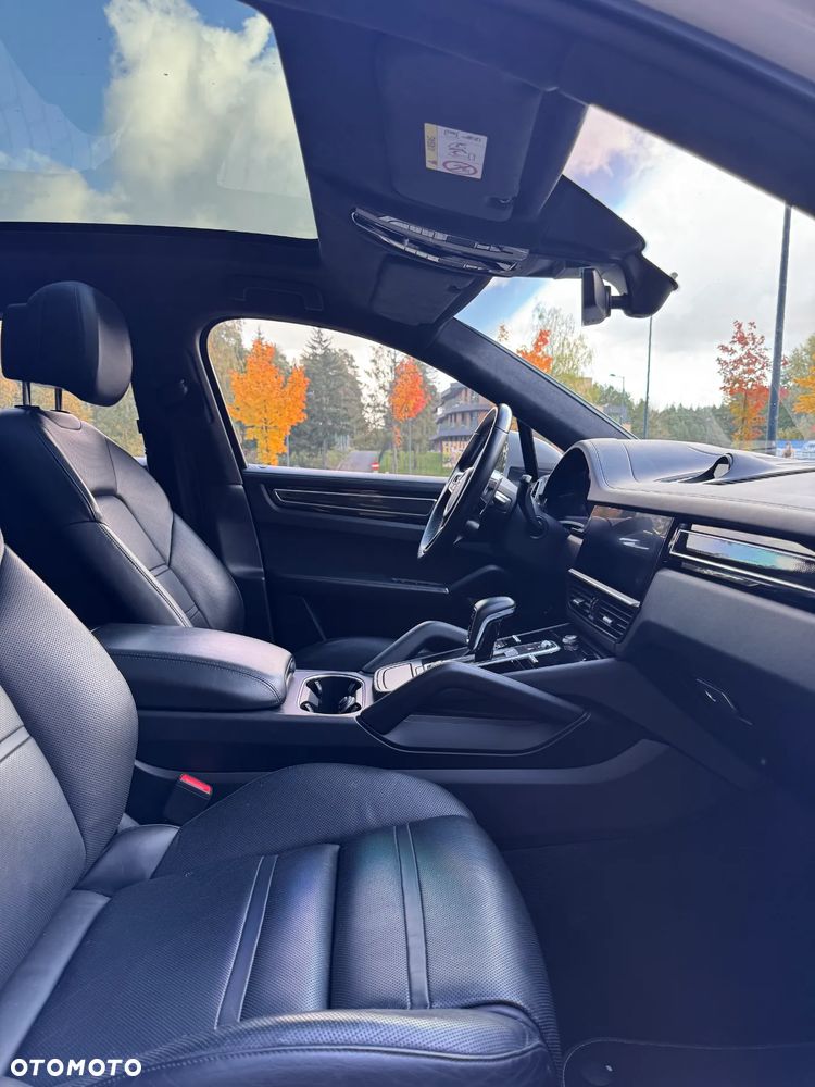 Porsche Cayenne Coupe - 19