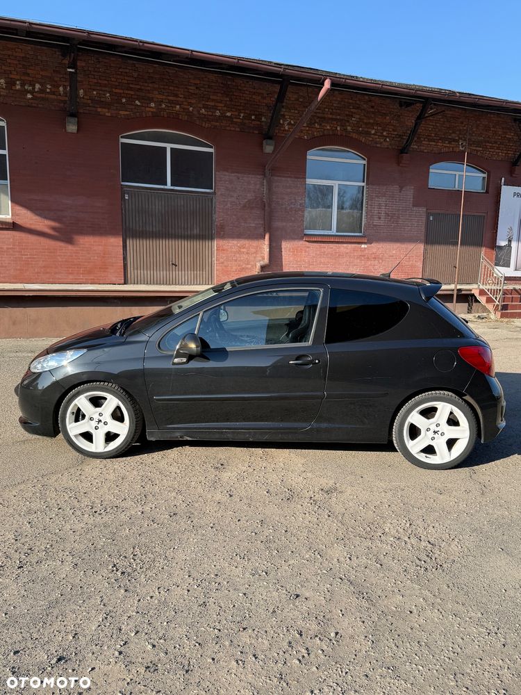 Peugeot 207 RC - 4