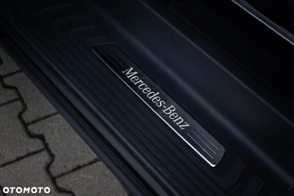 Mercedes-Benz Klasa V 220 d 4-Matic 9G-Tronic - 7