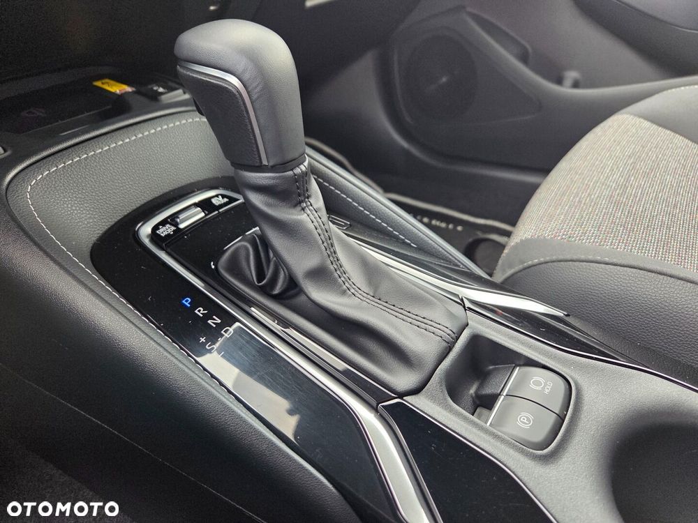 Toyota Corolla 2.0 Hybrid Style - 28