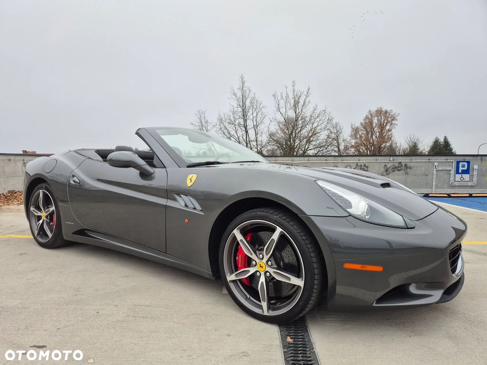 Ferrari California F1 DCT - 1