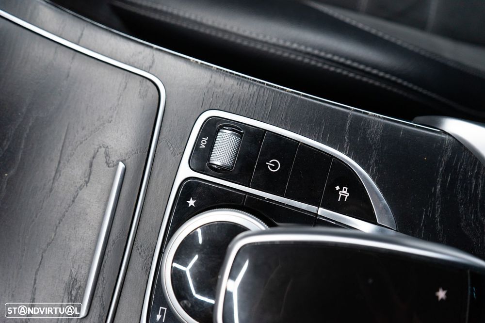 Mercedes-Benz C 220 d 9G-TRONIC AMG Line - 32