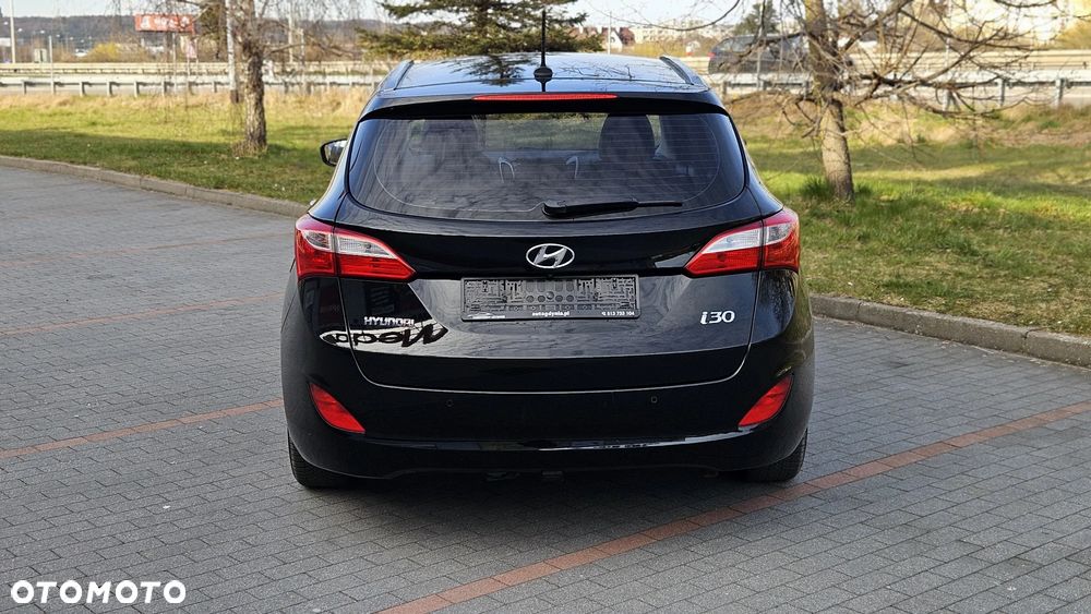 Hyundai i30 1.6 CRDi Automatik Trend - 17