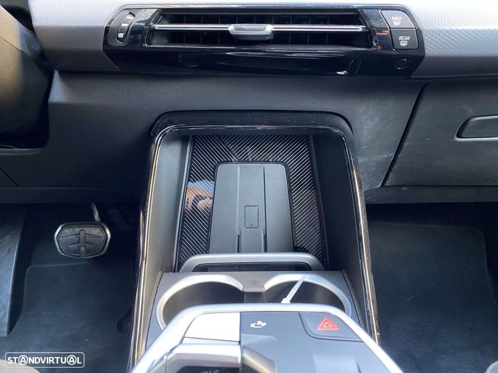 BMW X1 xDrive25e Pack Desportivo M - 16