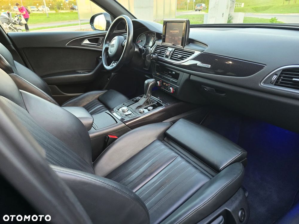 Audi A6 Avant - 33