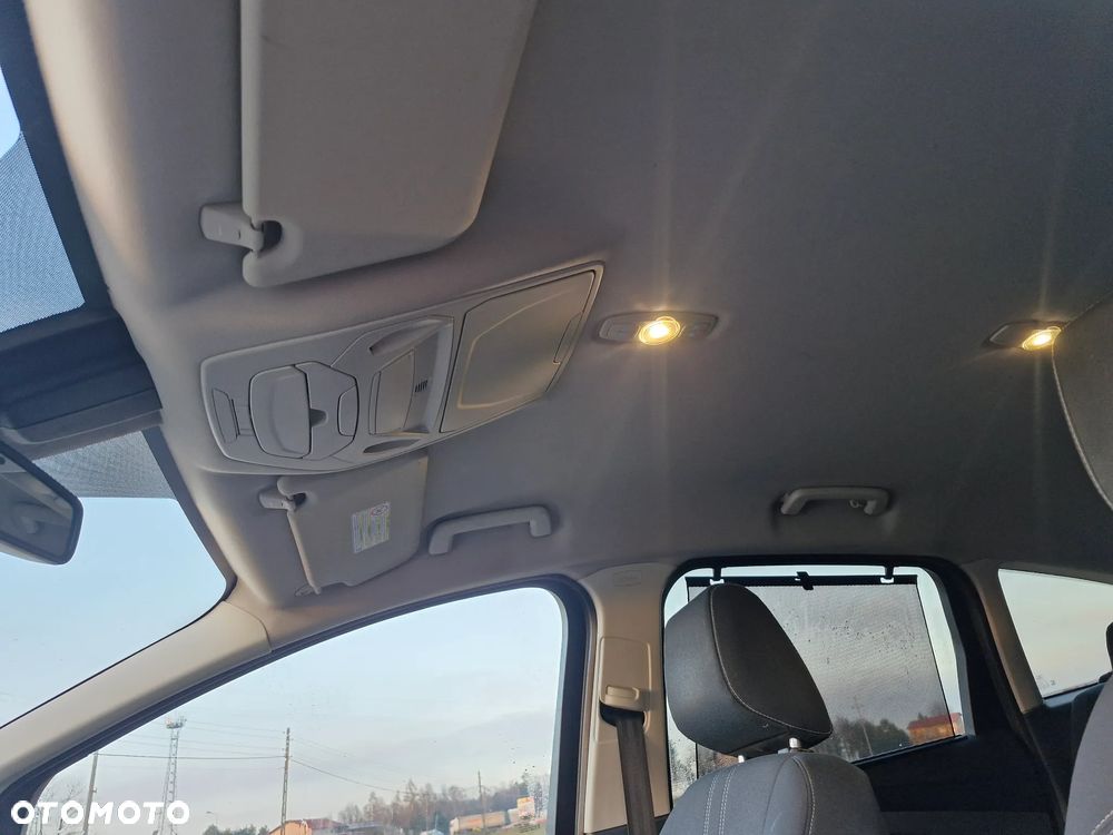 Ford C-MAX 2.0 TDCi Start-Stop-System Titanium - 21