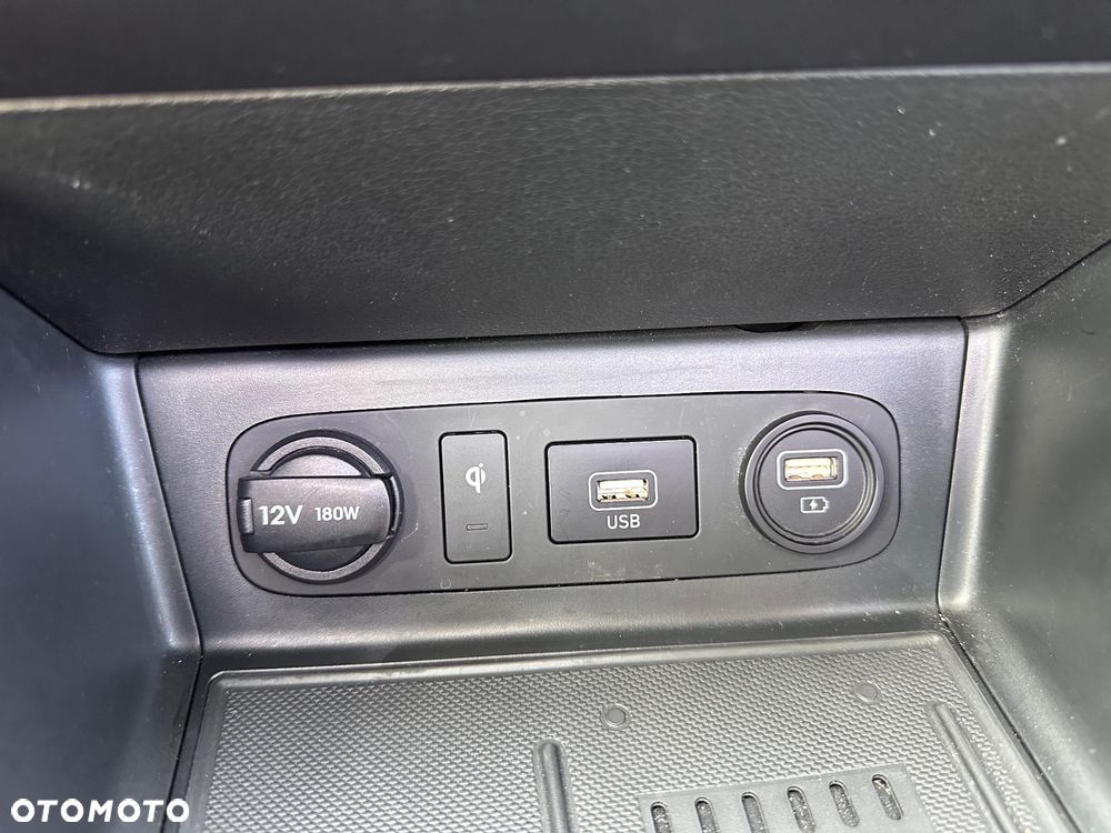 Hyundai Sonata - 27