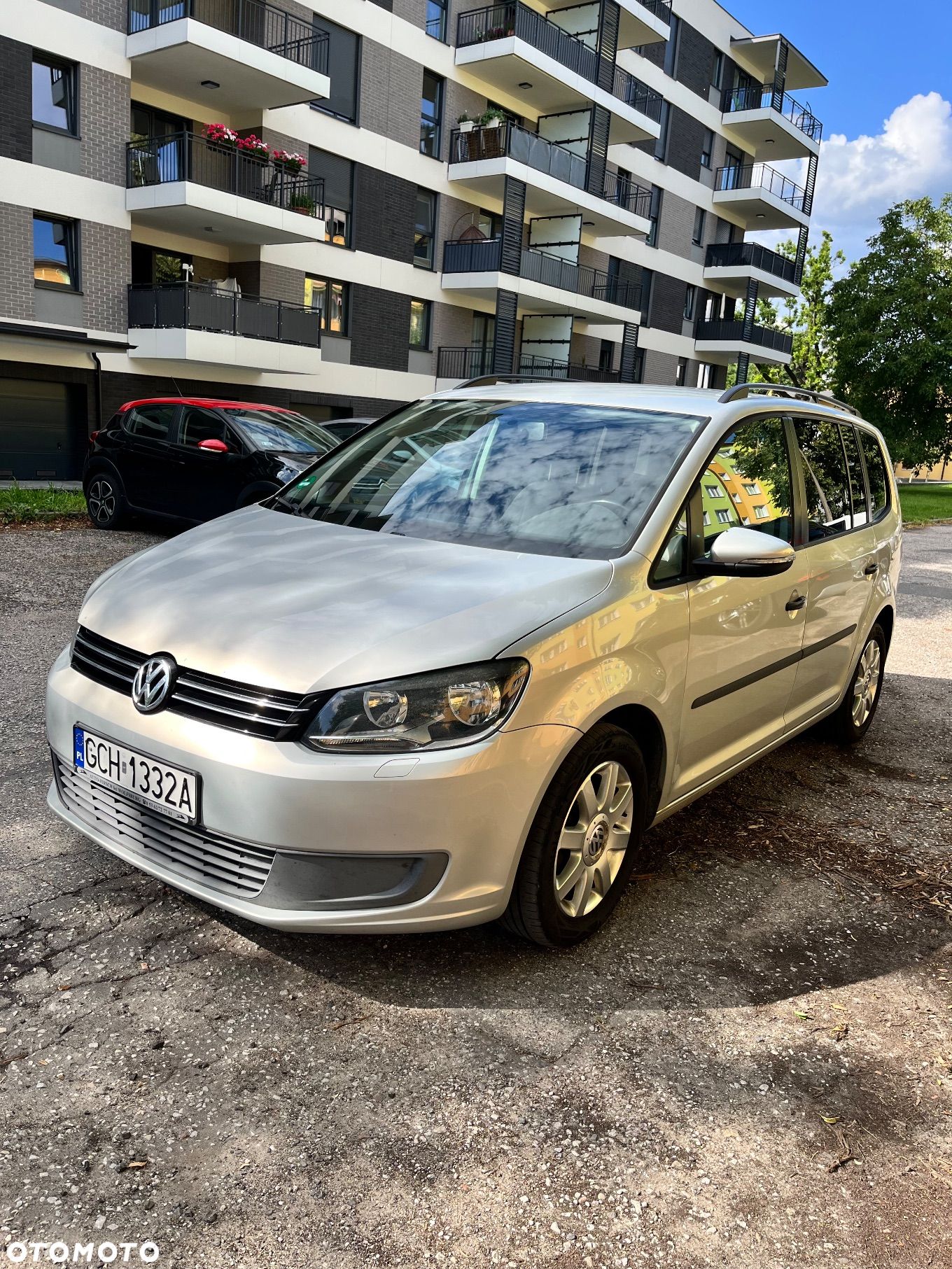 Volkswagen Touran 1.6 TDI DPF BlueMot Trendline - 1