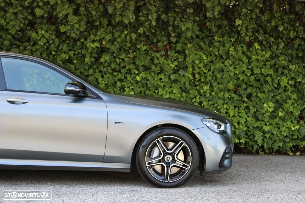 Mercedes-Benz E 300 de AMG Line - 6