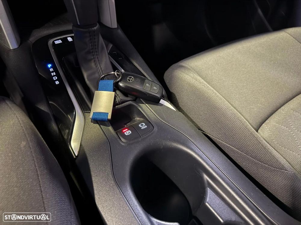 Toyota Corolla Cross 1.8 Hybrid Exclusive - 26