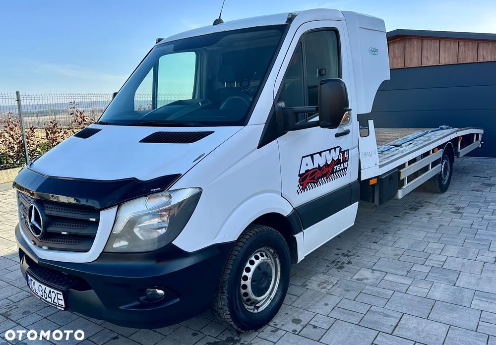 Mercedes-Benz Sprinter - 2
