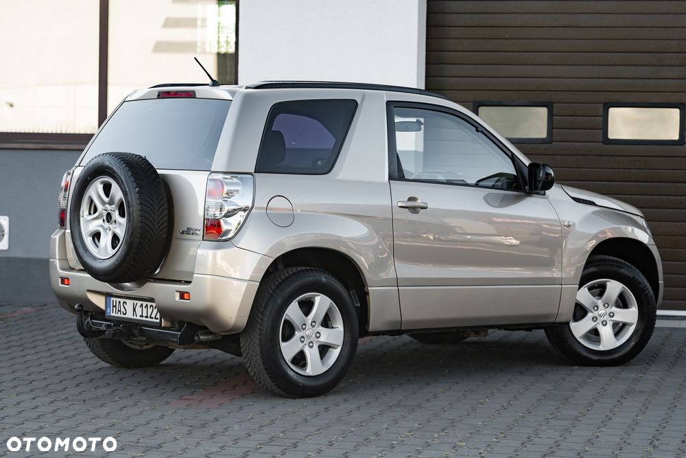 Suzuki Grand Vitara 1.6 Club - 10