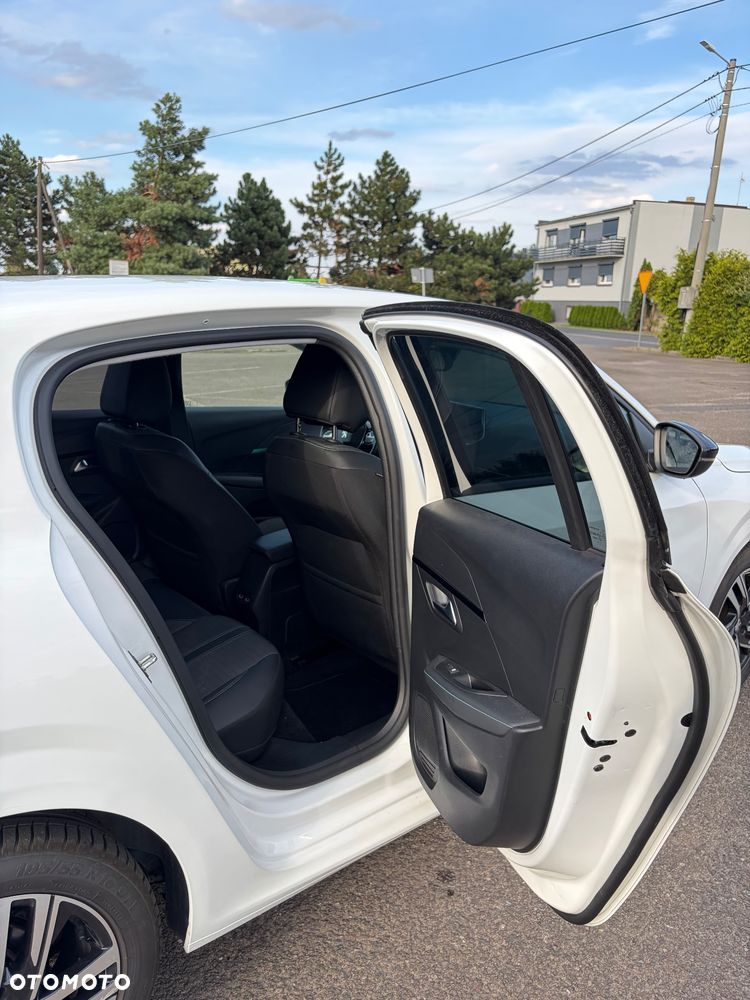Peugeot 208 1.5 BlueHDi Signature S&S - 10