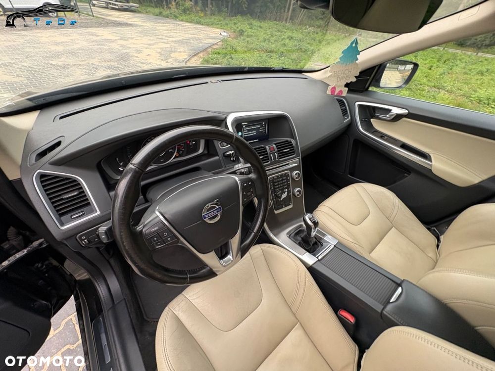 Volvo XC 60 D3 Momentum - 20