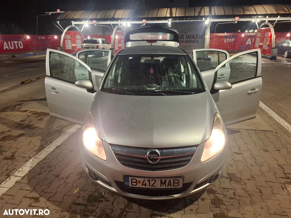 Opel Corsa 1.3 CDTI Enjoy - 1