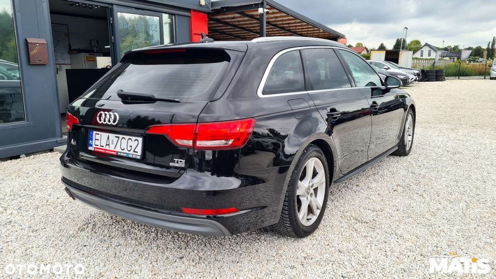 Audi A4 Avant - 25