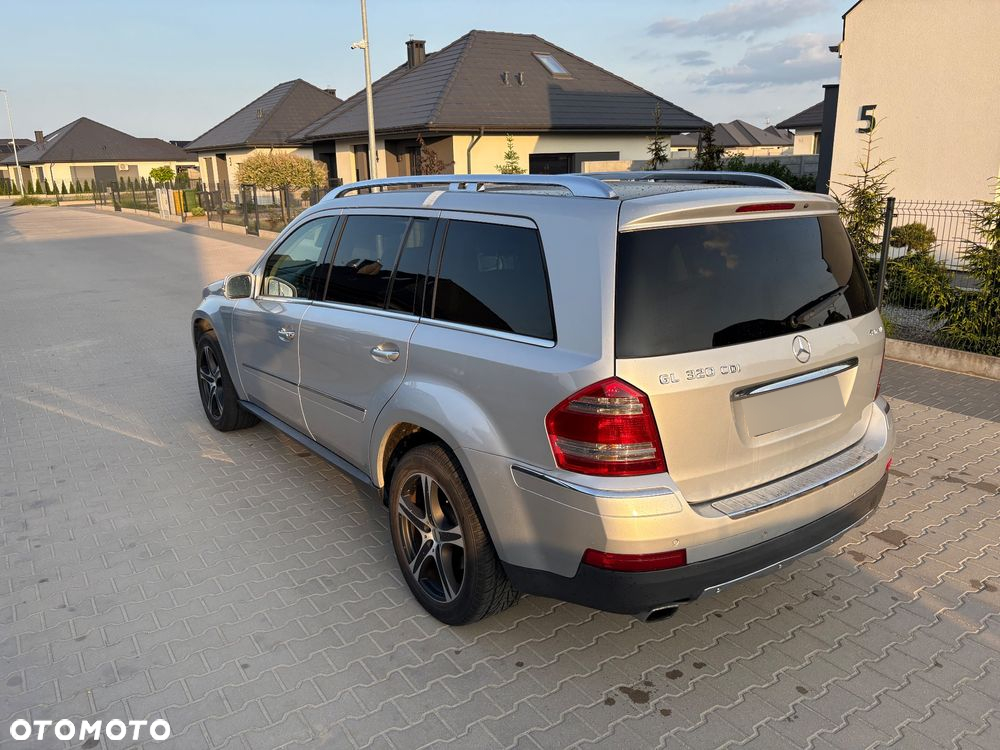 Mercedes-Benz GL 320 CDI - 13