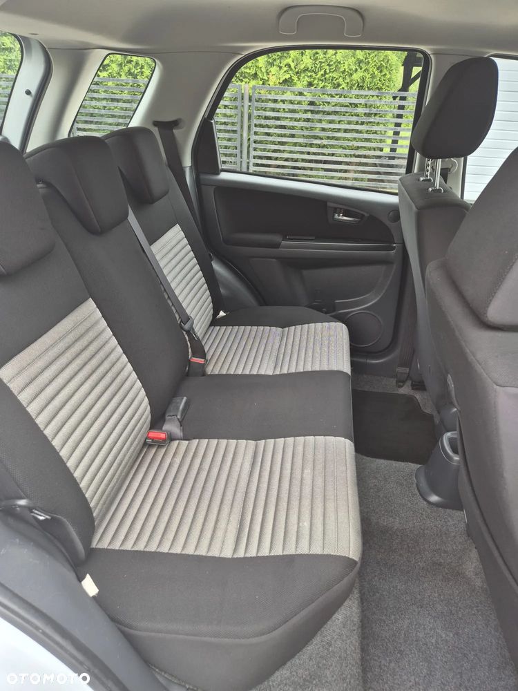Suzuki SX4 1.6 Premium 2012 - 7