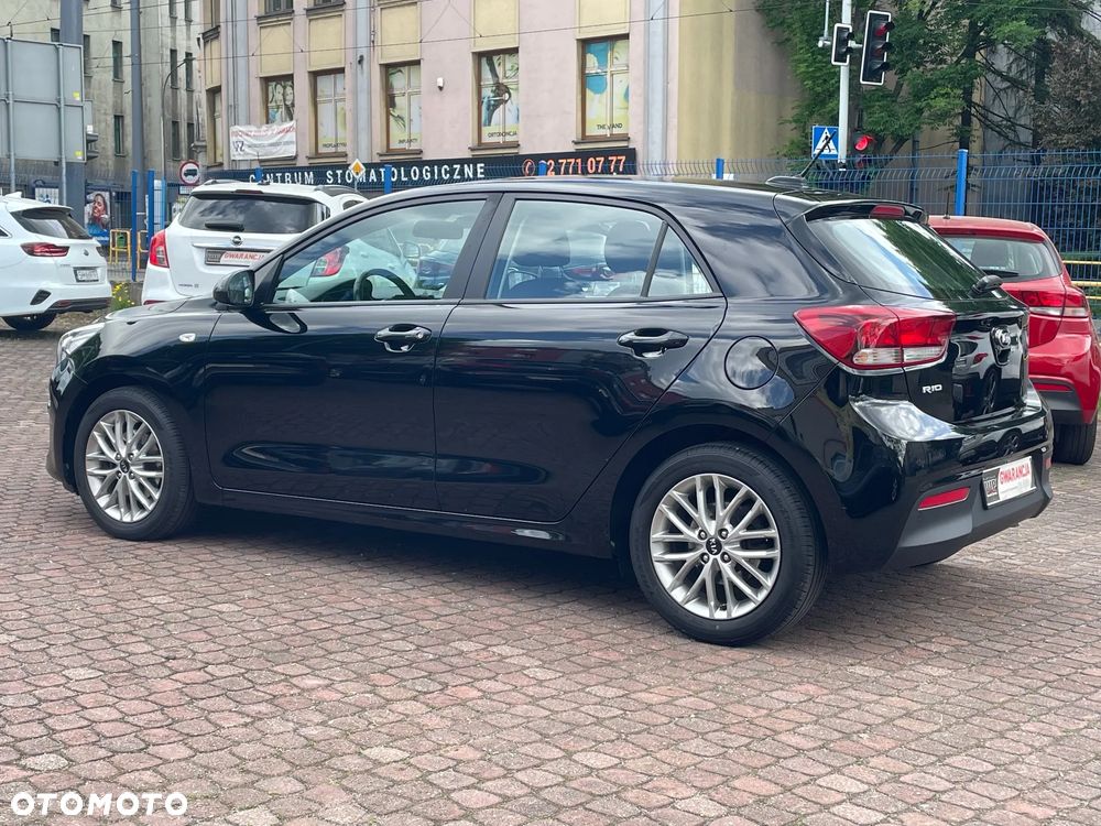 Kia Rio 1.2 Business Line - 4