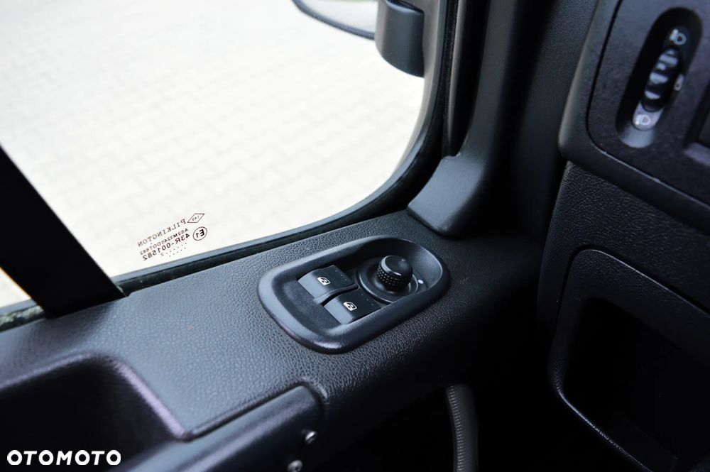 Renault Master MAXI Plandeka Skrzynia - 18