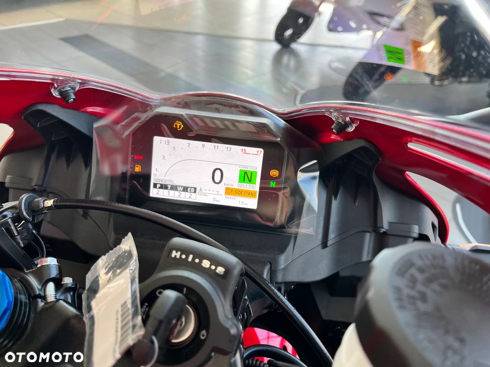 Honda CBR - 9
