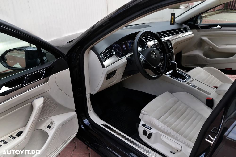 Volkswagen Passat 2.0 TDI DSG 4Motion Highline - 9