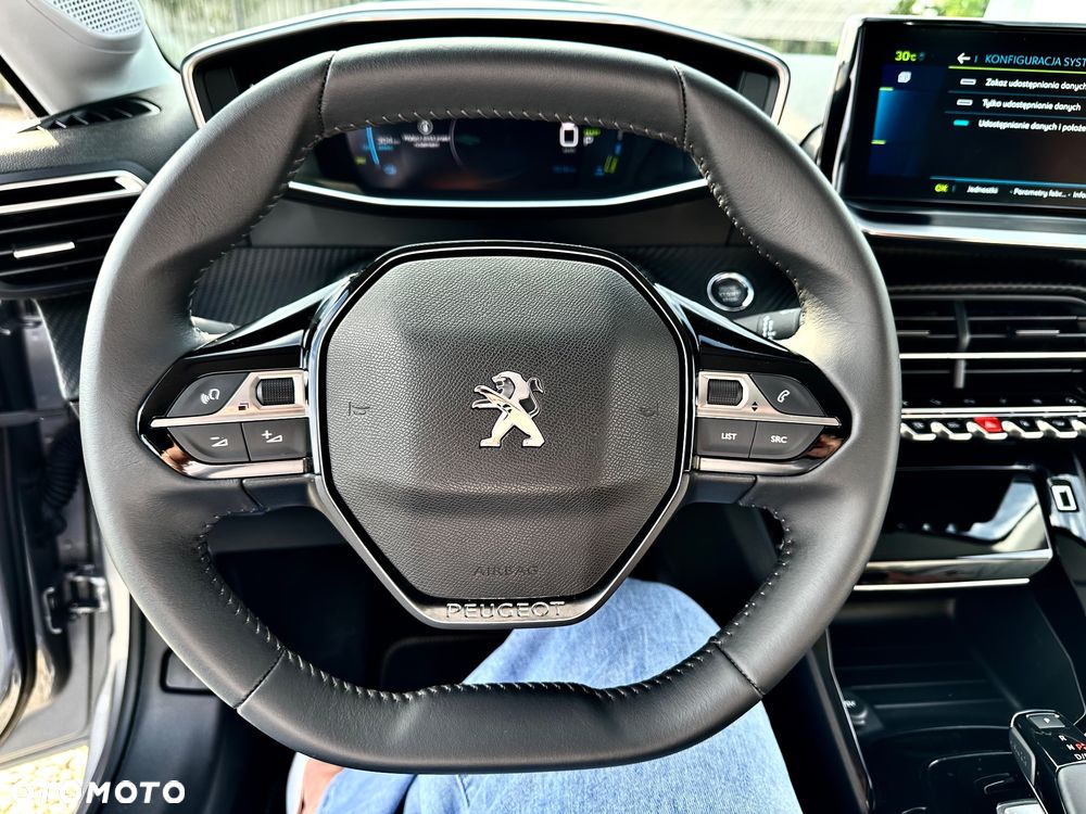 Peugeot 208 e-208 50kWh Business - 13