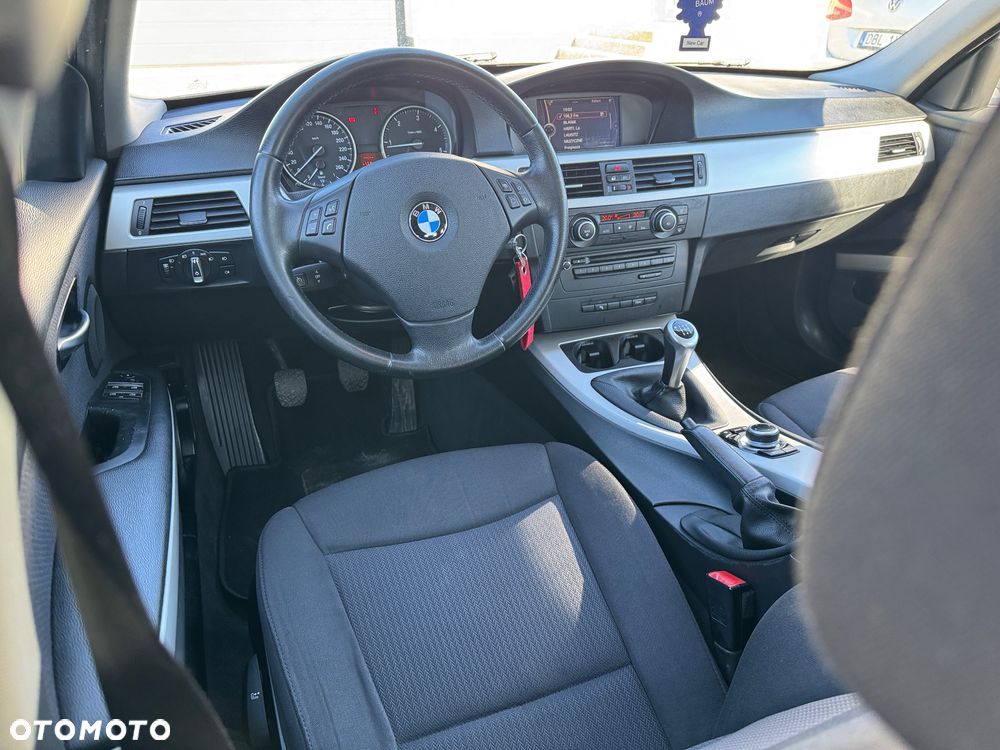 BMW Seria 3 318d DPF Edition Lifestyle - 8