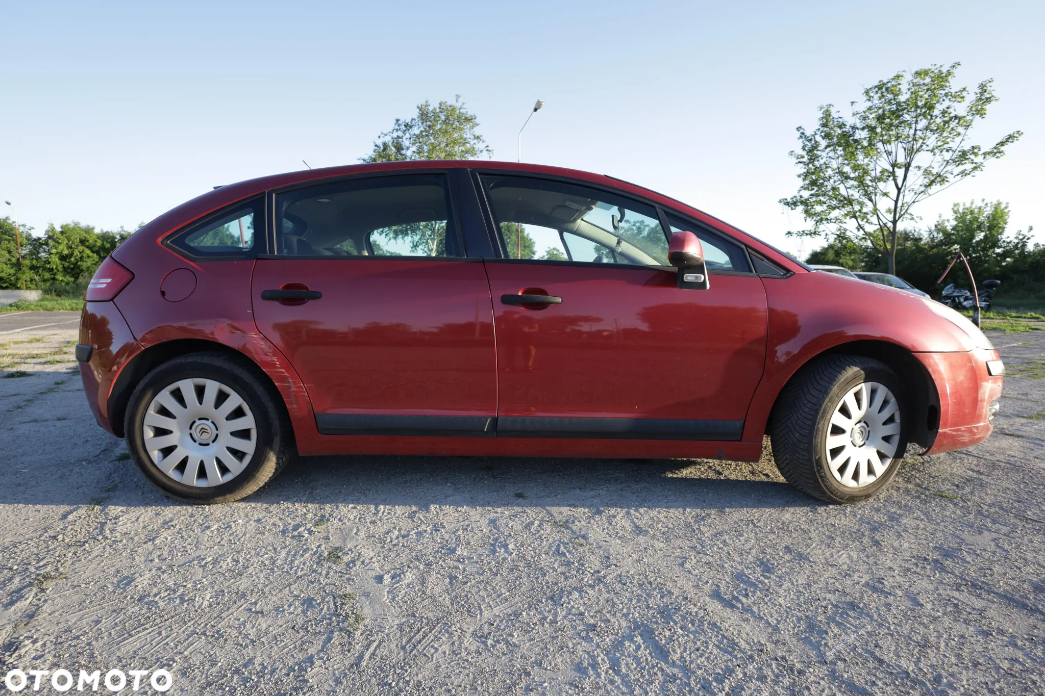 Citroën C4 1.6 16V Confort - 3