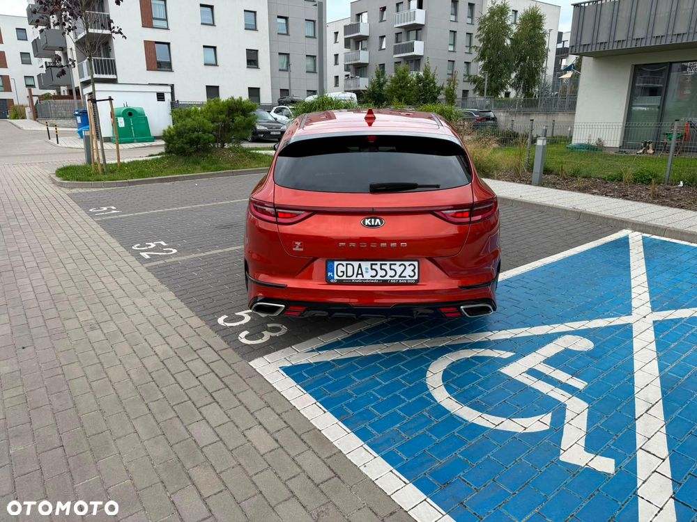 Kia ProCeed - 4