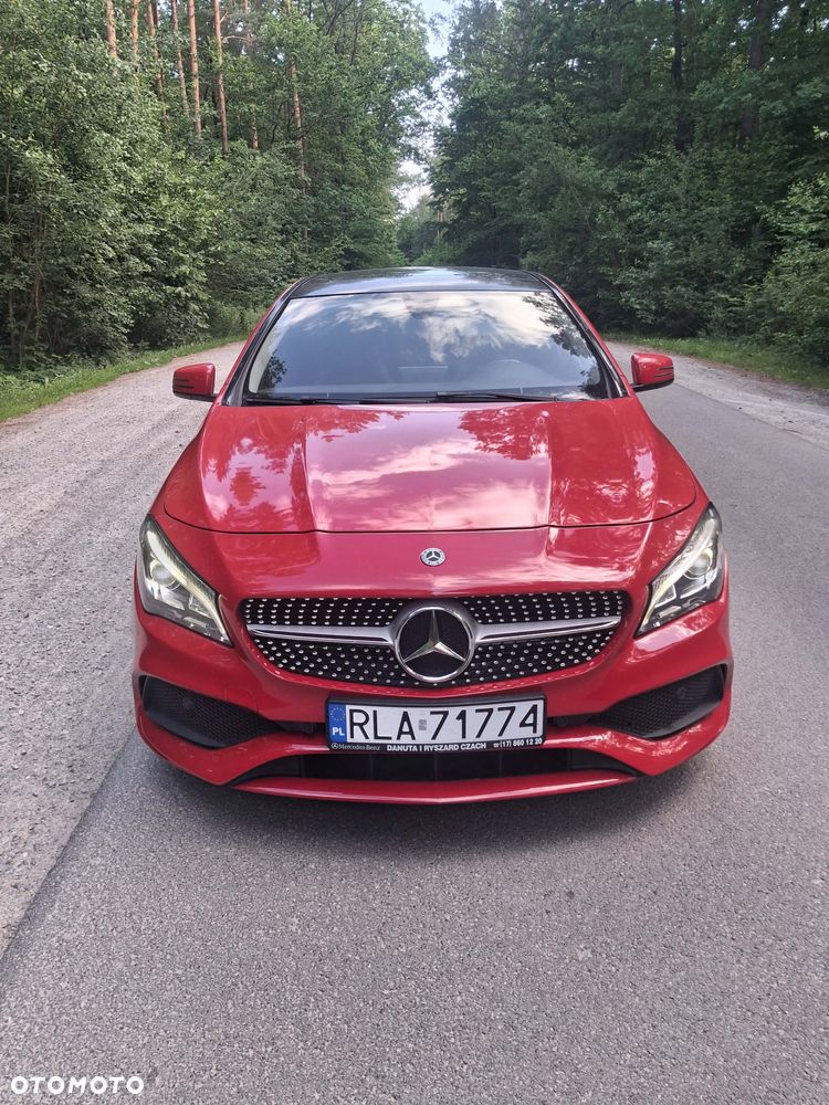 Mercedes-Benz CLA 180 AMG Line - 12