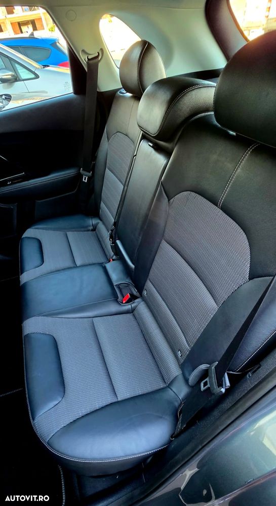Kia Niro 1.6 GDI 2WD Aut. Edition 7 - 19