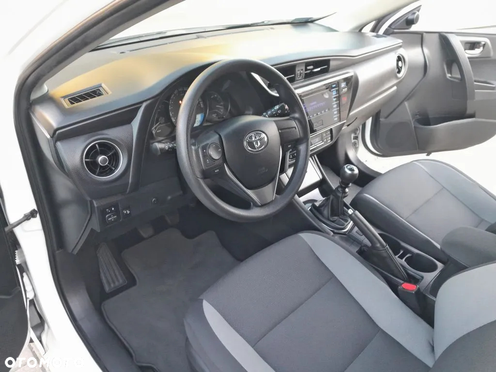 Toyota Auris 1.33 VVT-i Sprint - 7