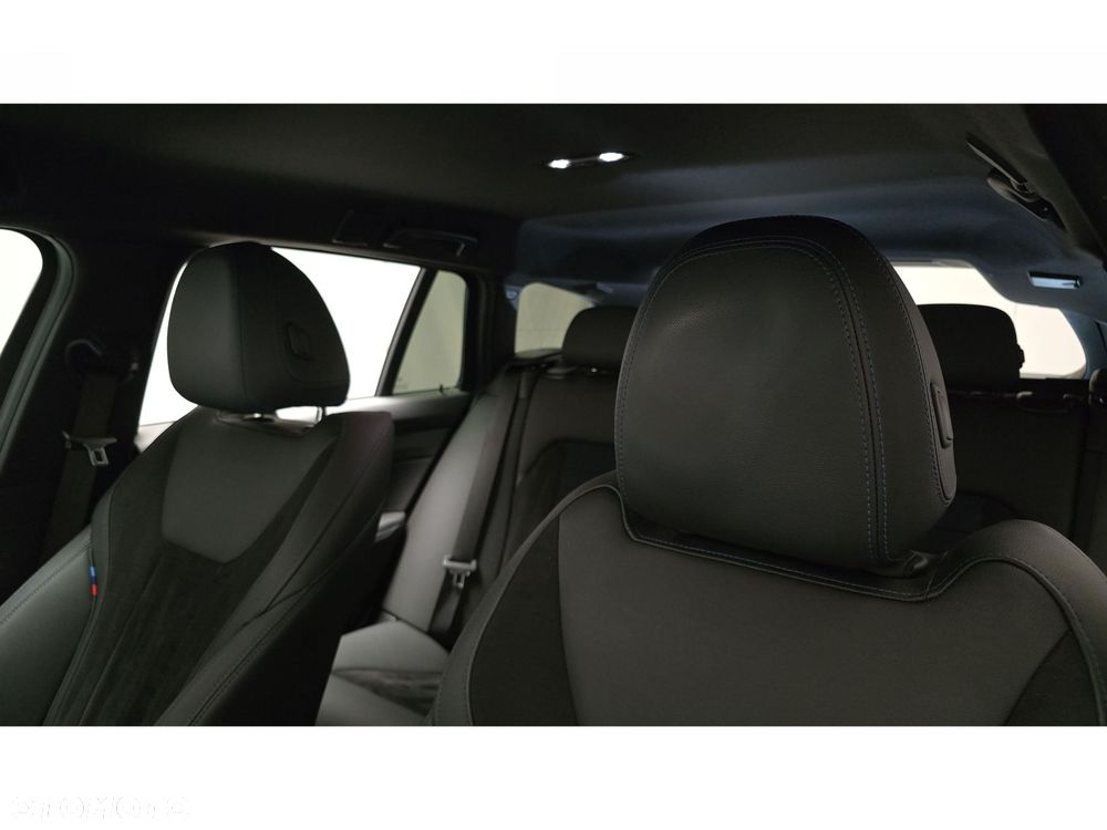 BMW Seria 3 320d xDrive M Sport - 18