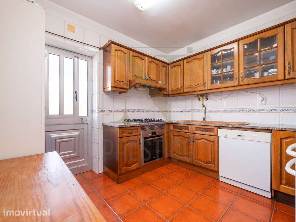 Apartamento T2 no Pinhal de Marrocos - Grande imagem: 4/26