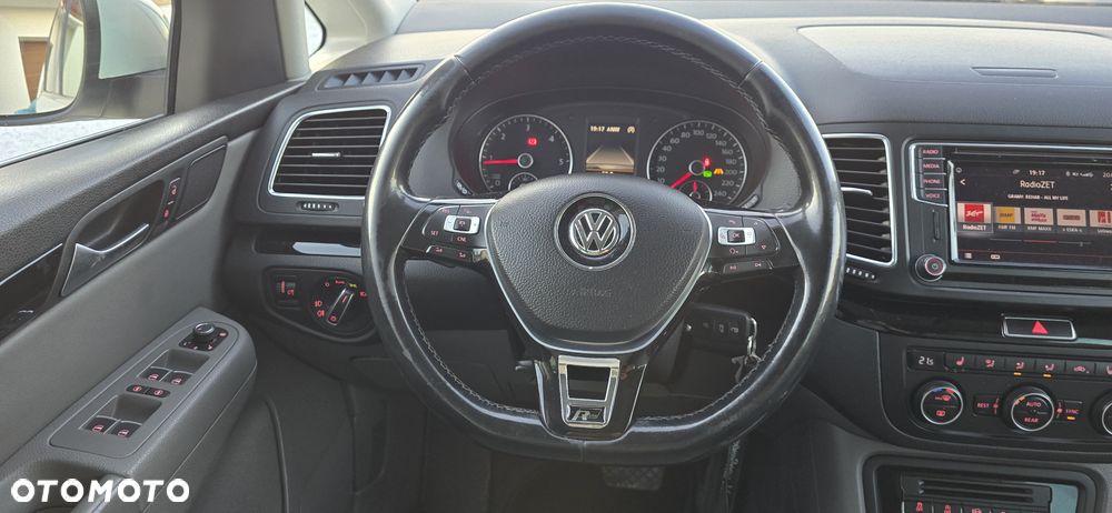 Volkswagen Sharan 2.0 TDI DSG (BlueMotion Technology) Highline - 18