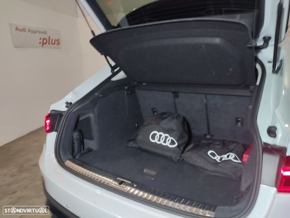 Audi Q3 Sportback 45 TFSIe S line S tronic - 12