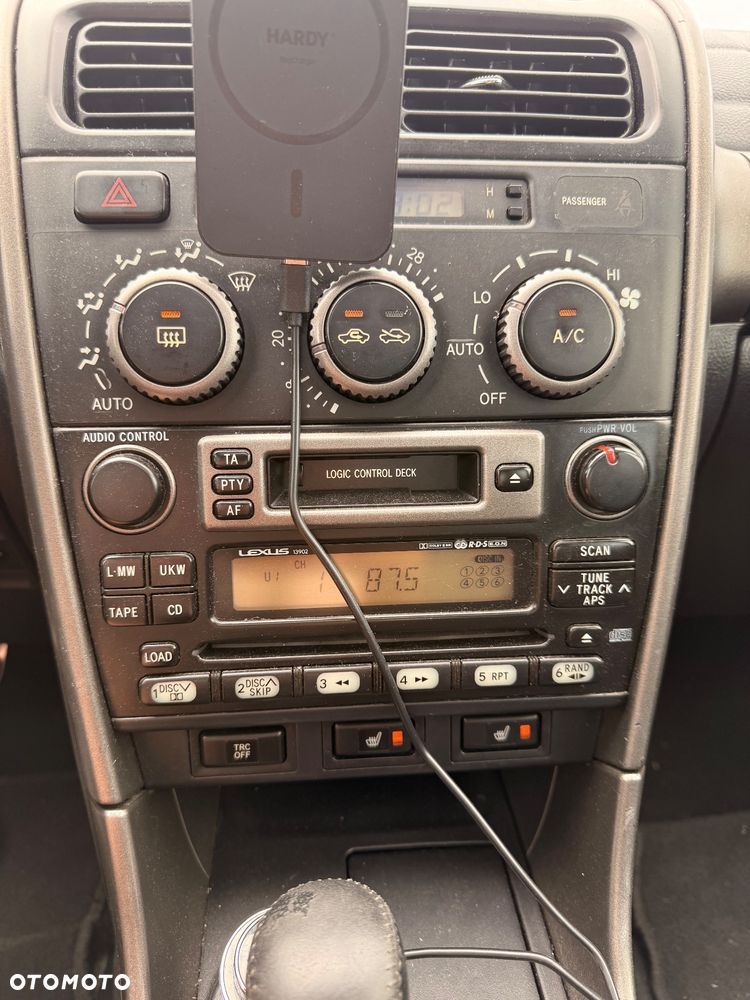 Lexus IS 200 Elegance - 23
