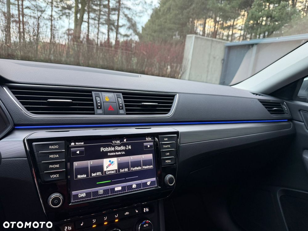 Skoda Superb 1.4 TSI ACT 4x4 SportLine - 22