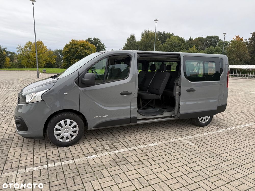 Renault Trafic - 16